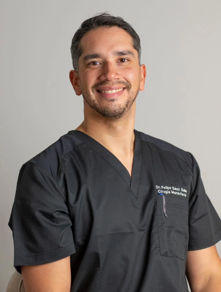 Dr. Felipe Sáez Salas